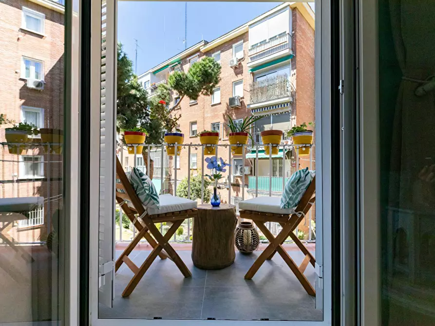 Immagine 2 di Appartamento in affitto  in Calle del Conde de Elda a Madrid