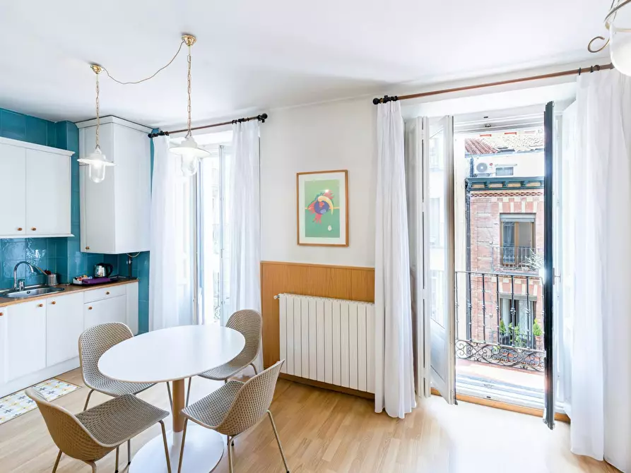 Immagine 4 di Appartamento in affitto  in Calle de la Escalinata a Madrid