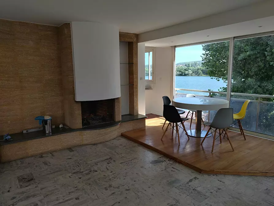 Immagine 4 di Appartamento in affitto  in Avenue Henri Barbusse a Curis-au-Mont-d'Or