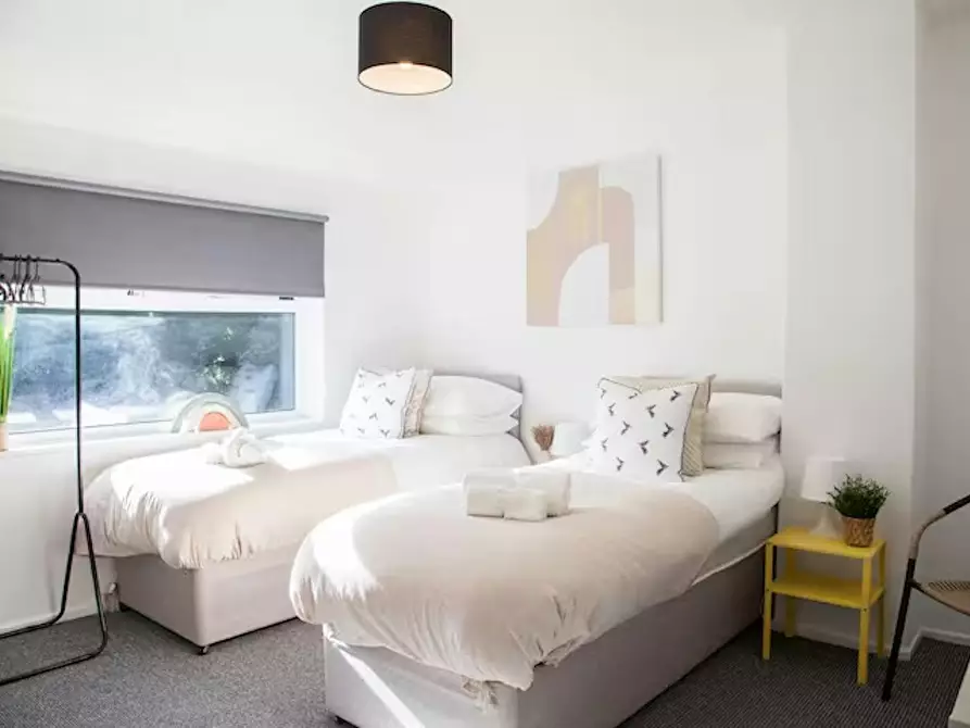 Immagine 5 di Casa indipendente in affitto  in Windle Hall Drive a 