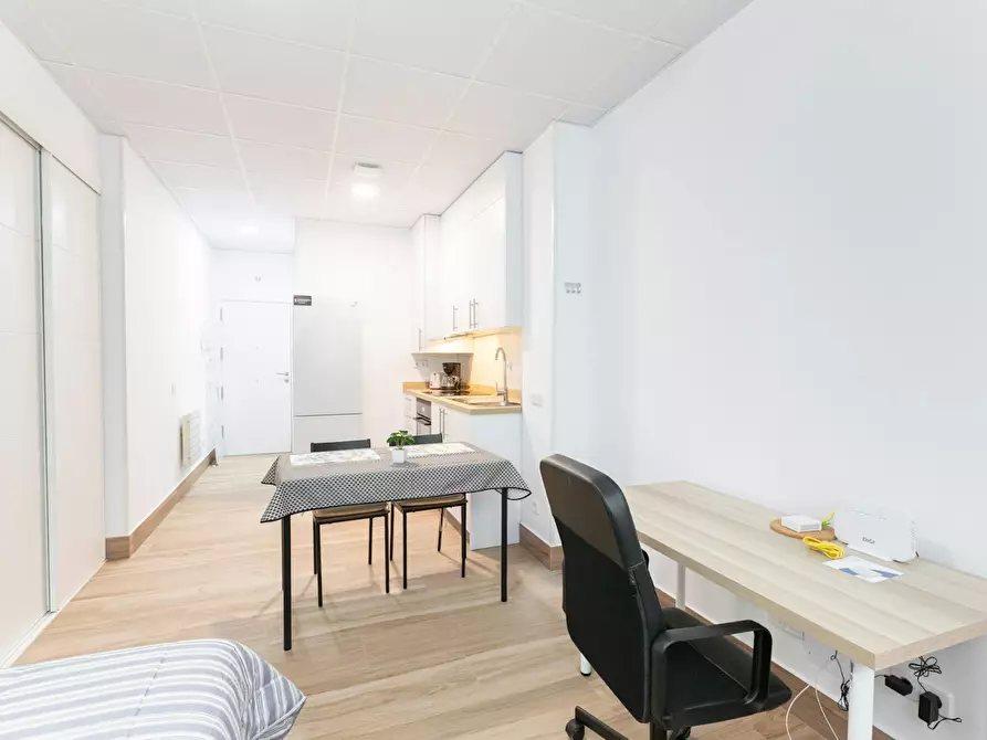 Immagine 6 di Appartamento in affitto  in Calle de San Manuel a Madrid