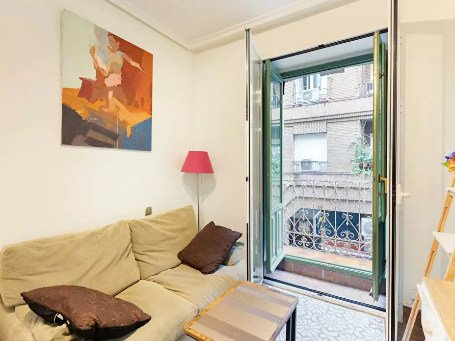 Immagine 3 di Appartamento in affitto  in Calle de Velarde a Madrid
