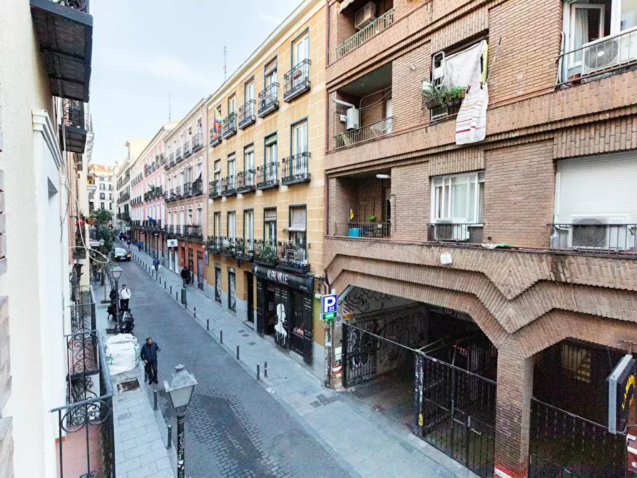 Immagine 5 di Appartamento in affitto  in Calle de Velarde a Madrid