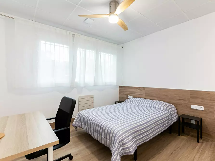 Immagine 10 di Appartamento in affitto  in Calle de San Manuel a Madrid