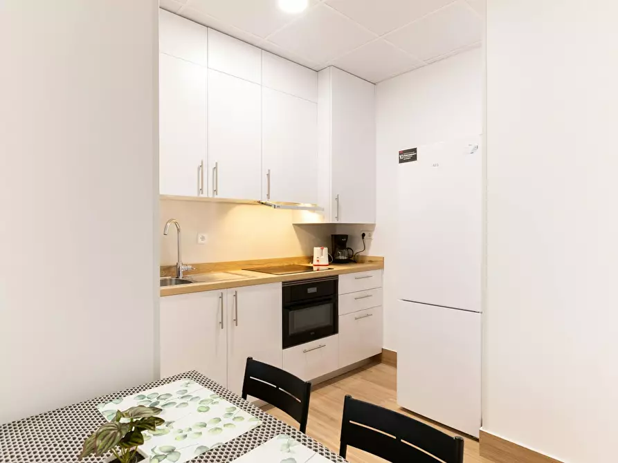 Immagine 2 di Appartamento in affitto  in Calle de San Manuel a Madrid
