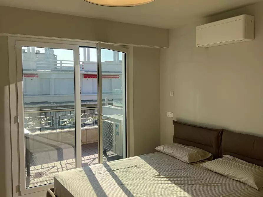 Immagine 9 di Appartamento in affitto  in Promenade des Anglais a Nice