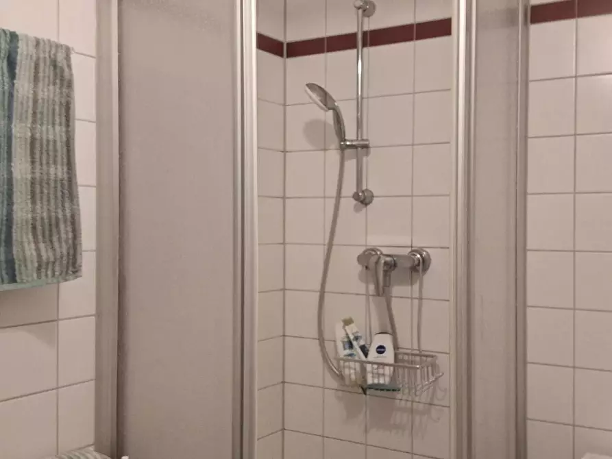 Immagine 9 di Appartamento in affitto  in Lynarstraße a Berlin