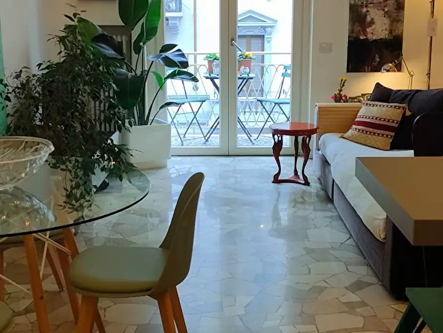 Immagine 8 di Camera in affitto  in Via Lepontina a Milano
