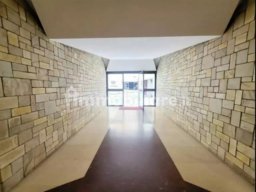Immagine 4 di Appartamento in affitto  in Via Badia di Cava a Roma