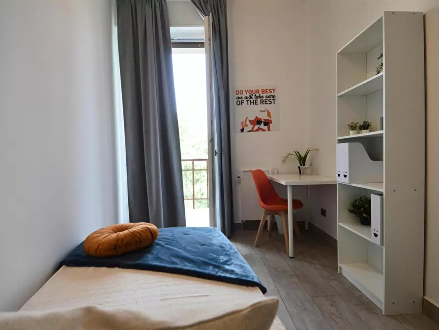 Immagine 1 di Camera in affitto  in Via Giacomo Matteotti a Reggio Nell'emilia