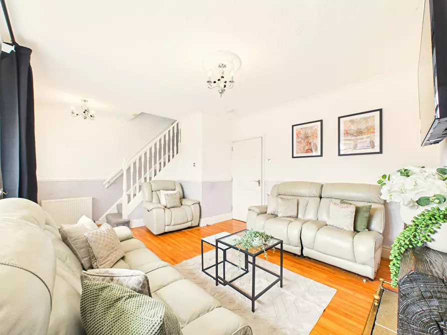 Immagine 5 di Casa indipendente in affitto  in Matford Avenue a 