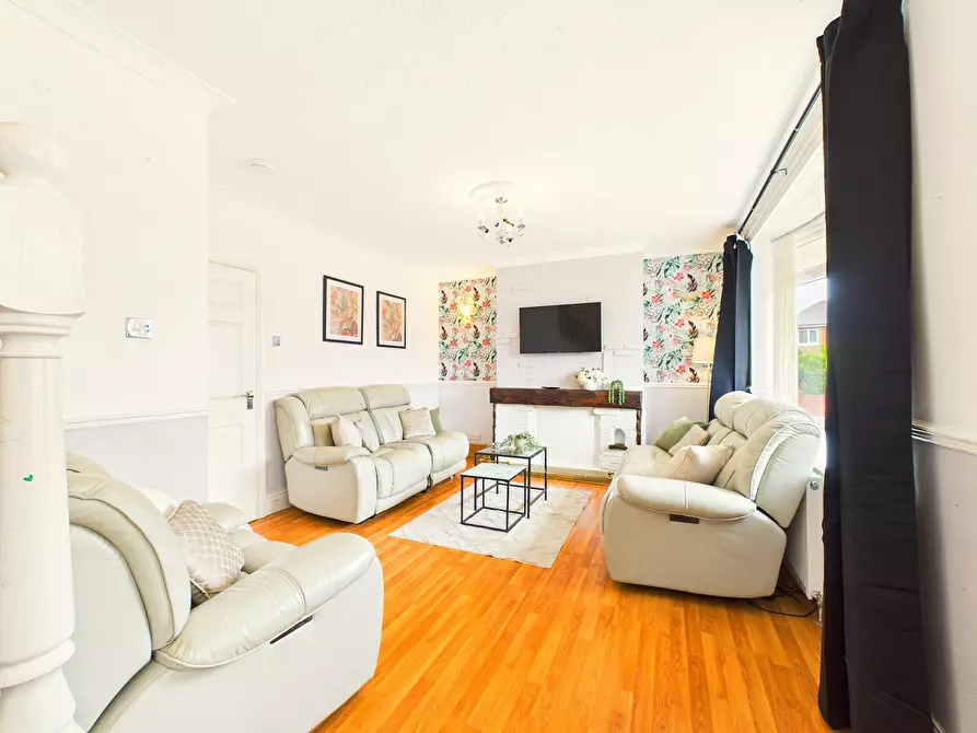 Immagine 3 di Casa indipendente in affitto  in Matford Avenue a 