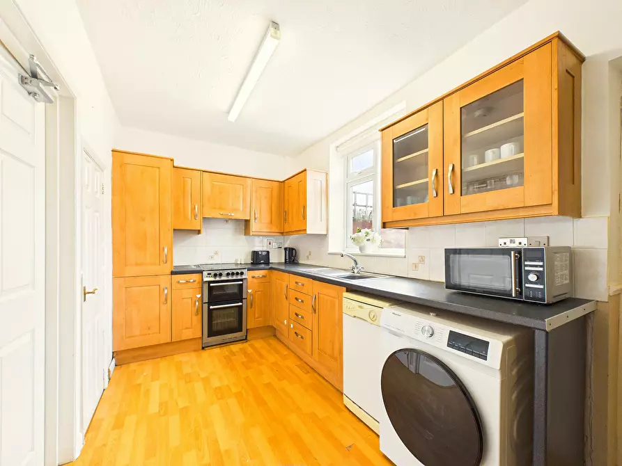 Immagine 7 di Casa indipendente in affitto  in Matford Avenue a 