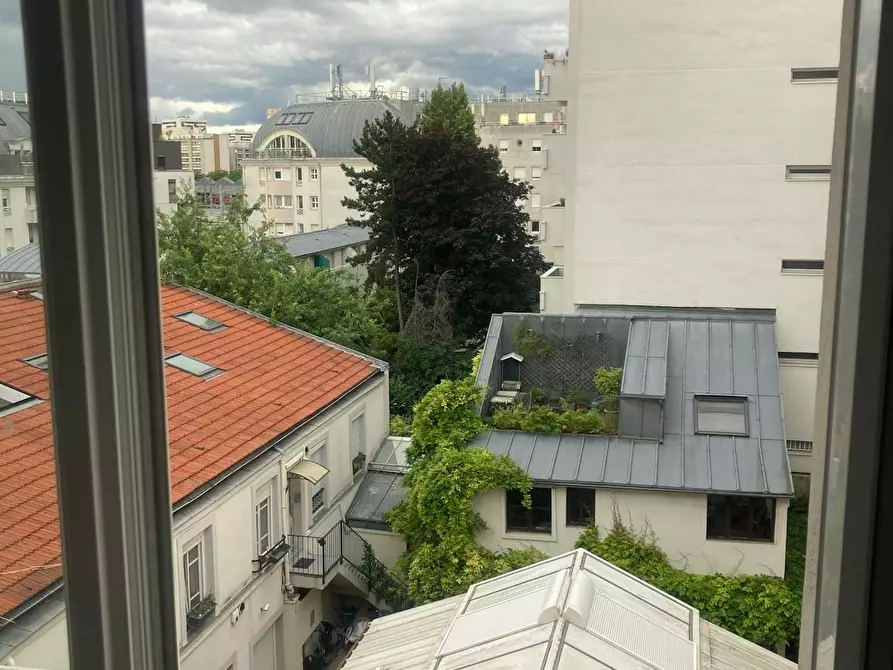 Immagine 10 di Appartamento in affitto  in Rue Pajol a Paris 18