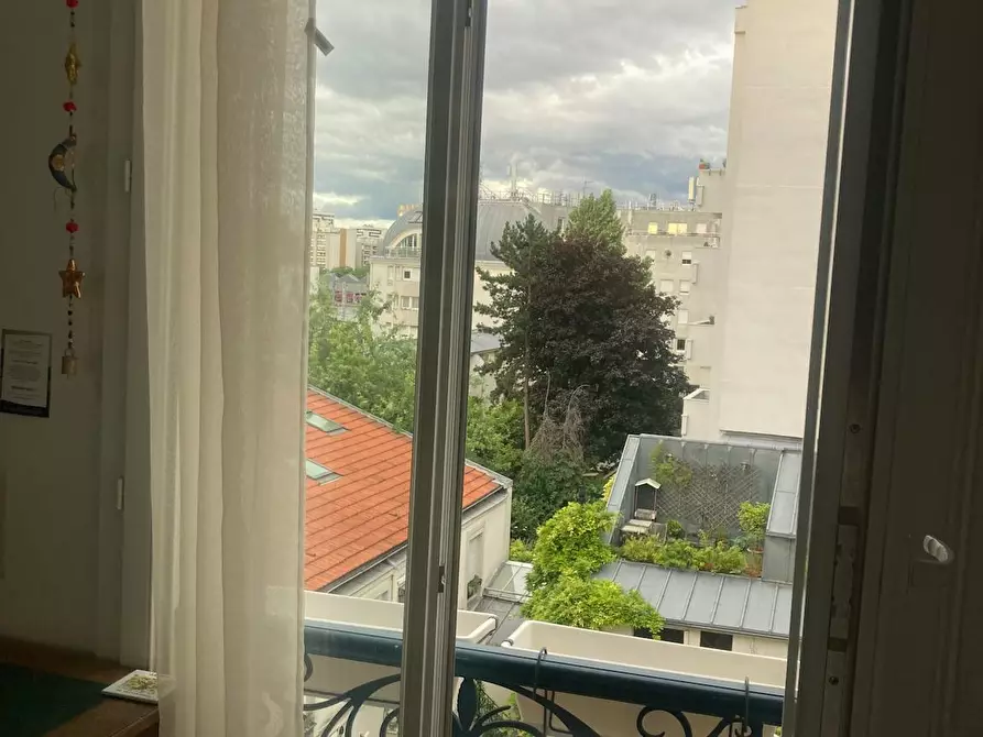 Immagine 9 di Appartamento in affitto  in Rue Pajol a Paris 18