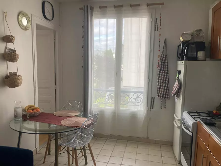 Immagine 3 di Appartamento in affitto  in Rue Pajol a Paris 18