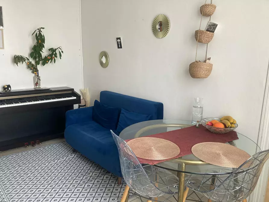 Immagine 2 di Appartamento in affitto  in Rue Pajol a Paris 18