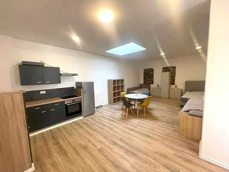 Immagine 2 di Appartamento in affitto  in Rheingoldstraße a Mannheim