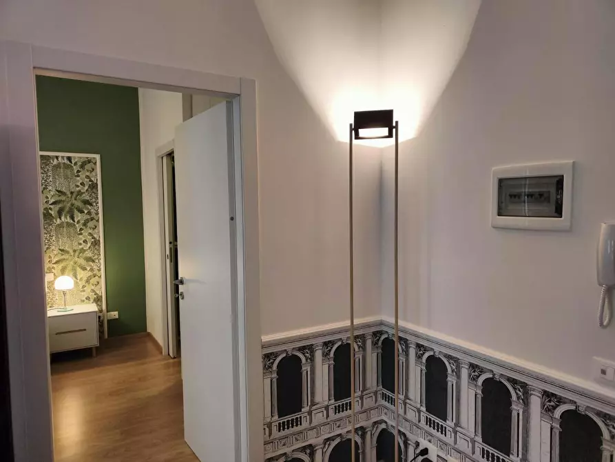 Immagine 3 di Appartamento in affitto  in Via Quadronno a Milano