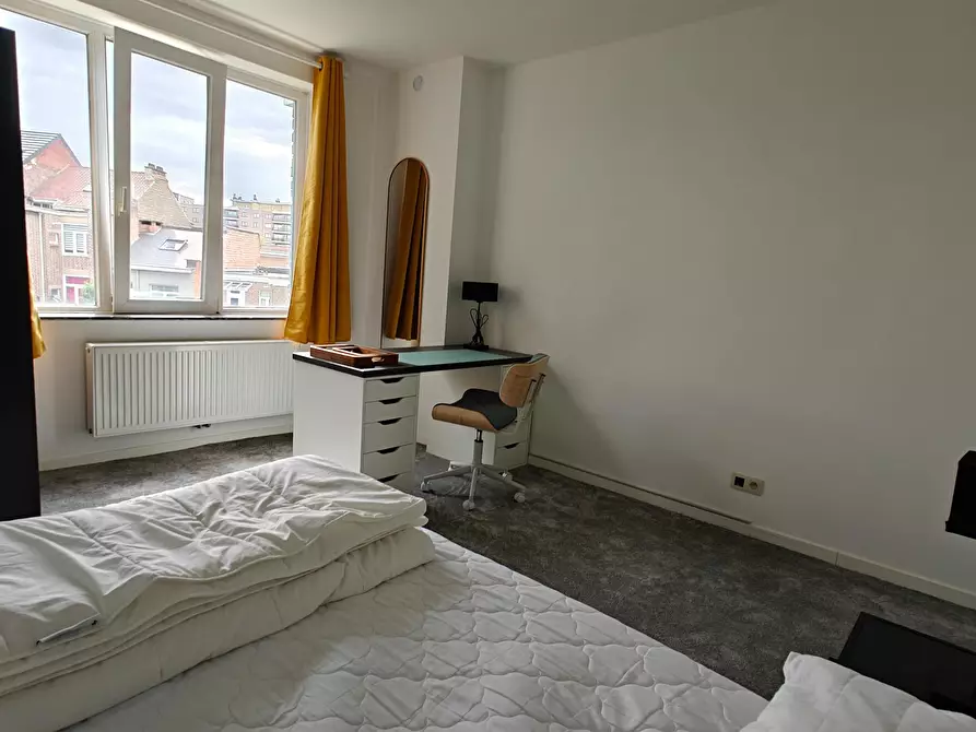 Immagine 3 di Camera in affitto  in Rue Saint Vincent a Evere