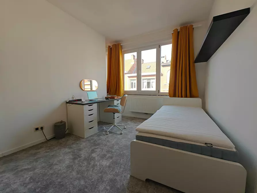 Immagine 1 di Camera in affitto  in Rue Saint Vincent a Evere