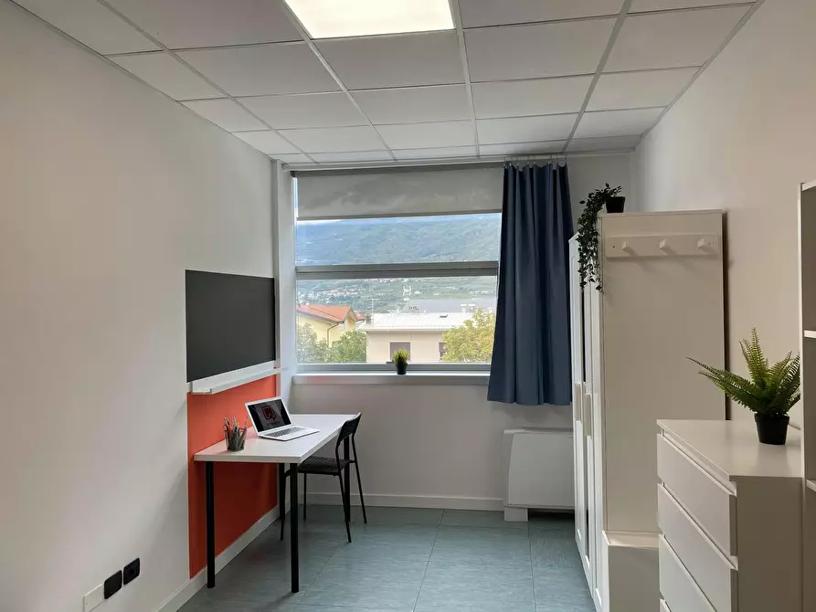Immagine 2 di Camera in affitto  in Viale Trento a Rovereto