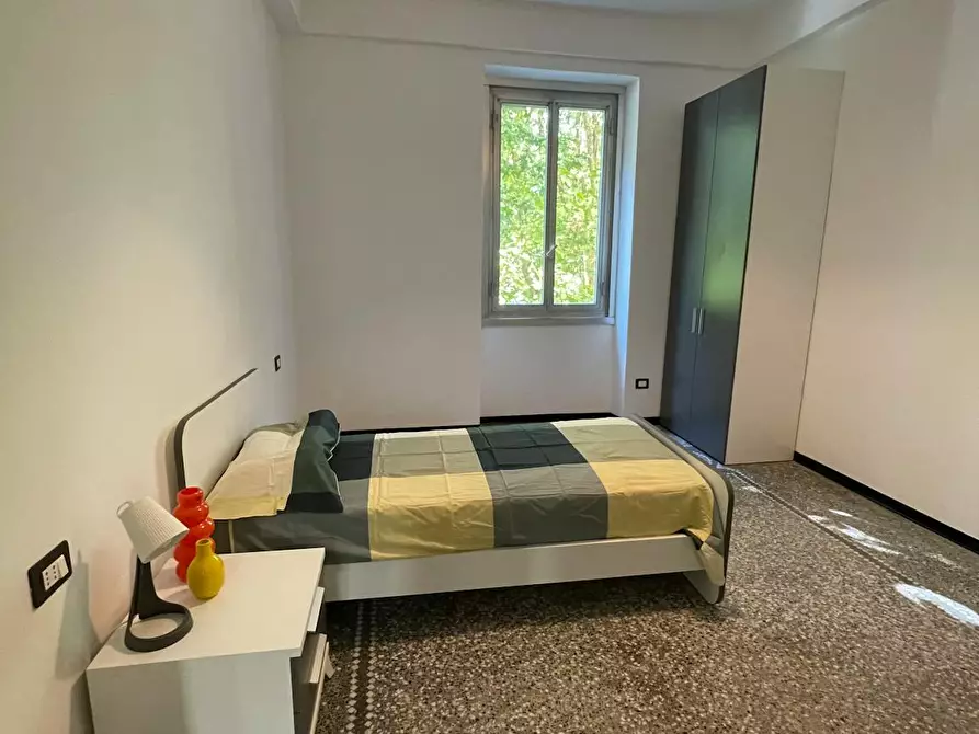 Immagine 1 di Camera in affitto  in Via Enrico Porro a Genova