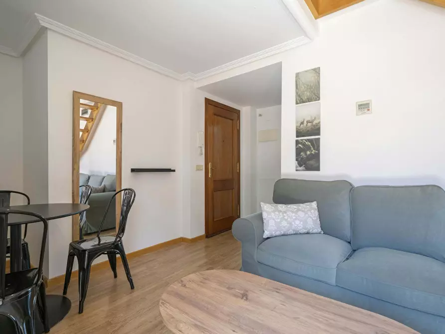 Immagine 1 di Appartamento in affitto  in Calle de Eraso a Madrid
