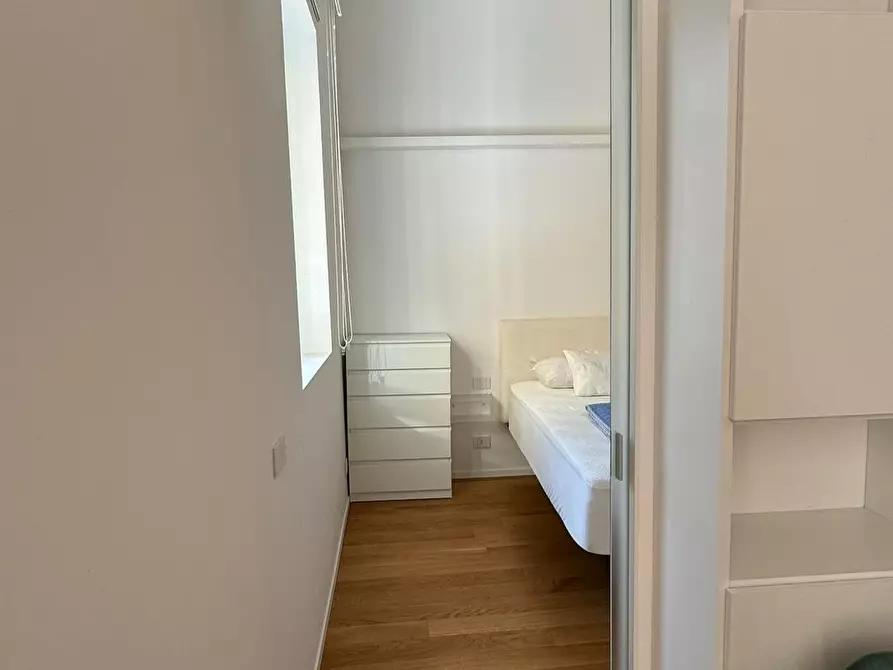 Immagine 5 di Appartamento in affitto  in Via della Lungara a Roma