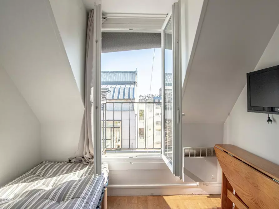 Immagine 4 di Appartamento in affitto  in Rue des Bergers a Paris