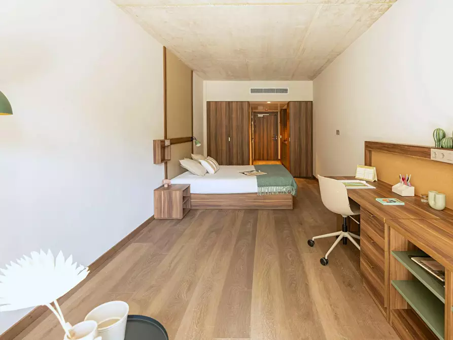 Immagine 6 di Appartamento in affitto  in Carrer del Portal de Santa Madrona a Barcelona