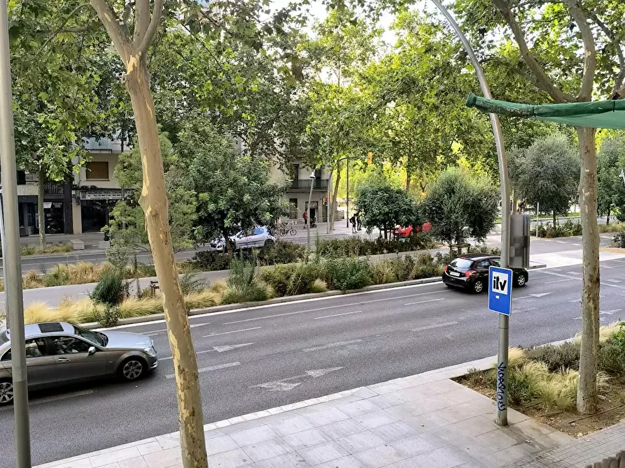 Immagine 10 di Appartamento in affitto  in Avinguda Meridiana a Barcelona