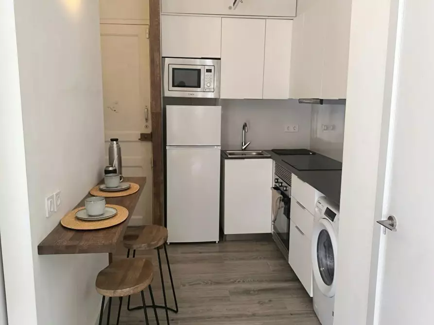 Immagine 7 di Appartamento in affitto  in Avinguda Meridiana a Barcelona
