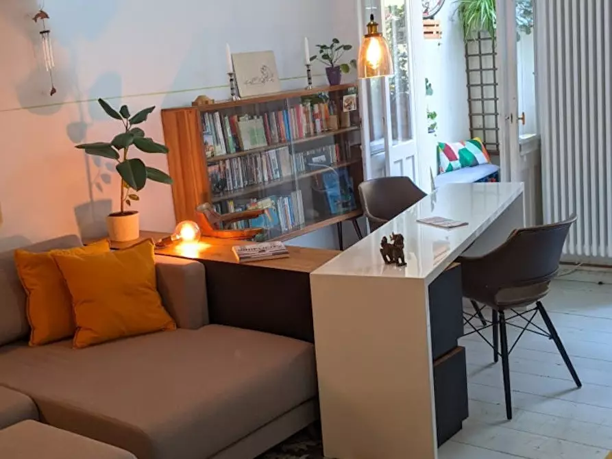 Immagine 1 di Appartamento in affitto  in Hochkirchstraße a Berlin