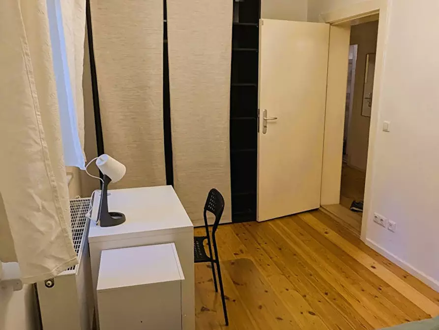 Immagine 4 di Camera in affitto  in Rudolf-Schwarz-Straße a Berlin