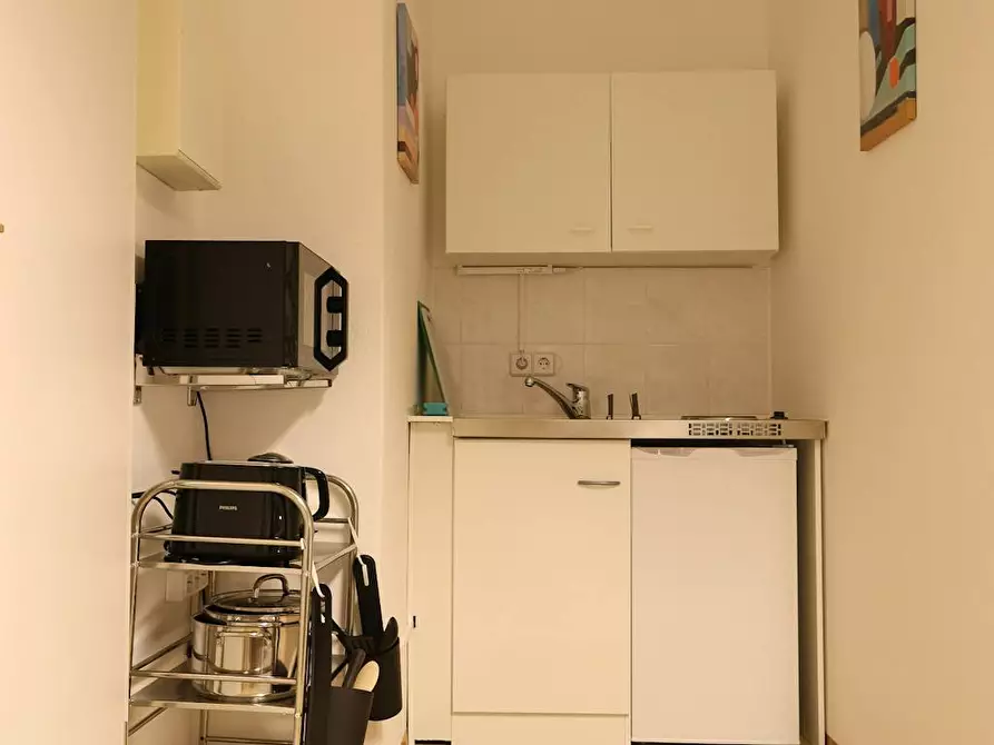 Immagine 5 di Appartamento in affitto  in Landhausstraße a Berlin