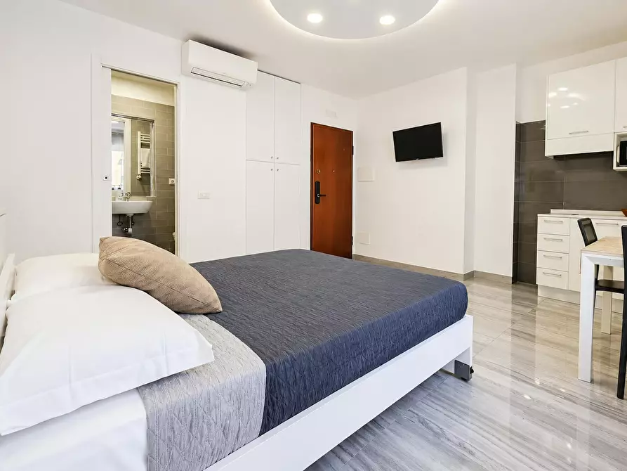 Immagine 2 di Appartamento in affitto  in Corso Malta a Napoli