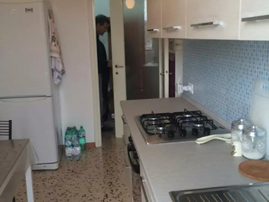Immagine 8 di Camera in affitto  in Via Monte Popera a Milano