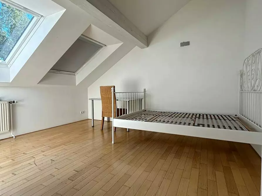 Immagine 2 di Camera in affitto  in Rotkehlchenweg a München