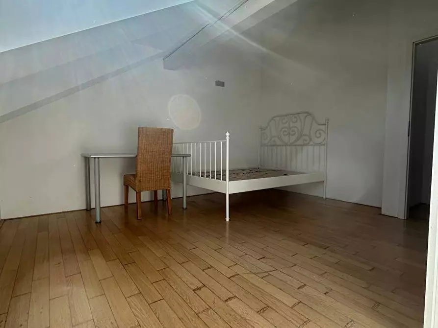 Immagine 3 di Camera in affitto  in Rotkehlchenweg a München