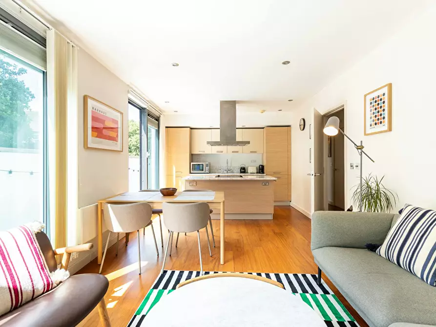 Immagine 10 di Appartamento in affitto  in Cosser Street a Camberwell