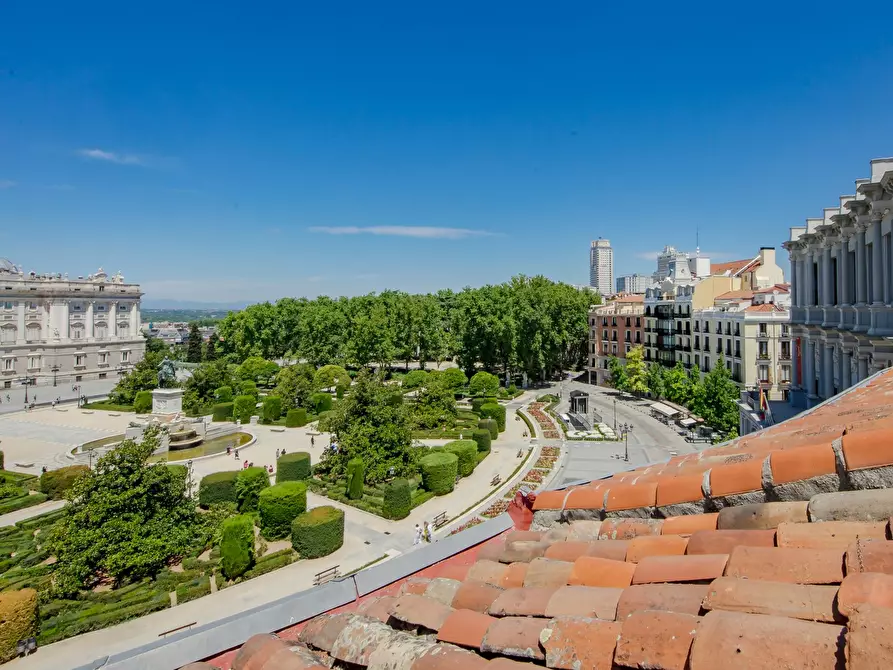 Immagine 8 di Appartamento in affitto  in Plaza de Oriente a Madrid