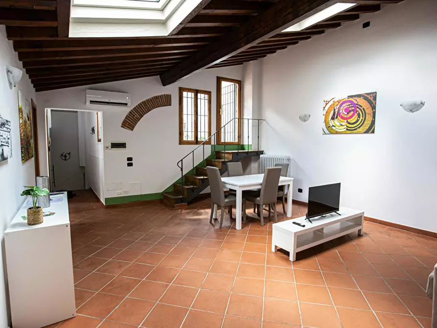 Immagine 10 di Appartamento in affitto  in Via Agnolo Poliziano a Firenze