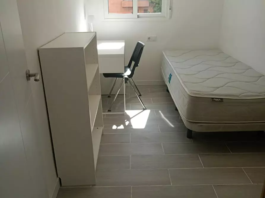 Immagine 6 di Appartamento in affitto  in Avinguda del Cardenal Benlloch a Valencia