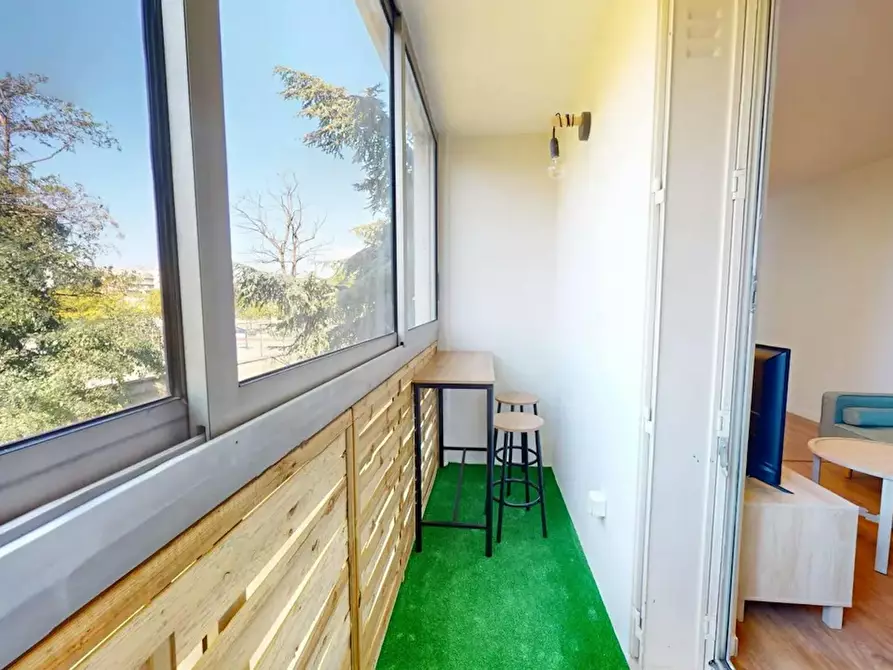 Immagine 8 di Camera in affitto  in Avenue Francis de Pressensé a Vénissieux