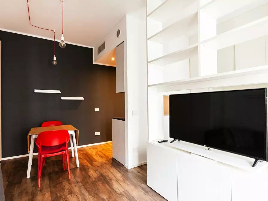 Immagine 4 di Appartamento in affitto  in Viale Brenta a Milano