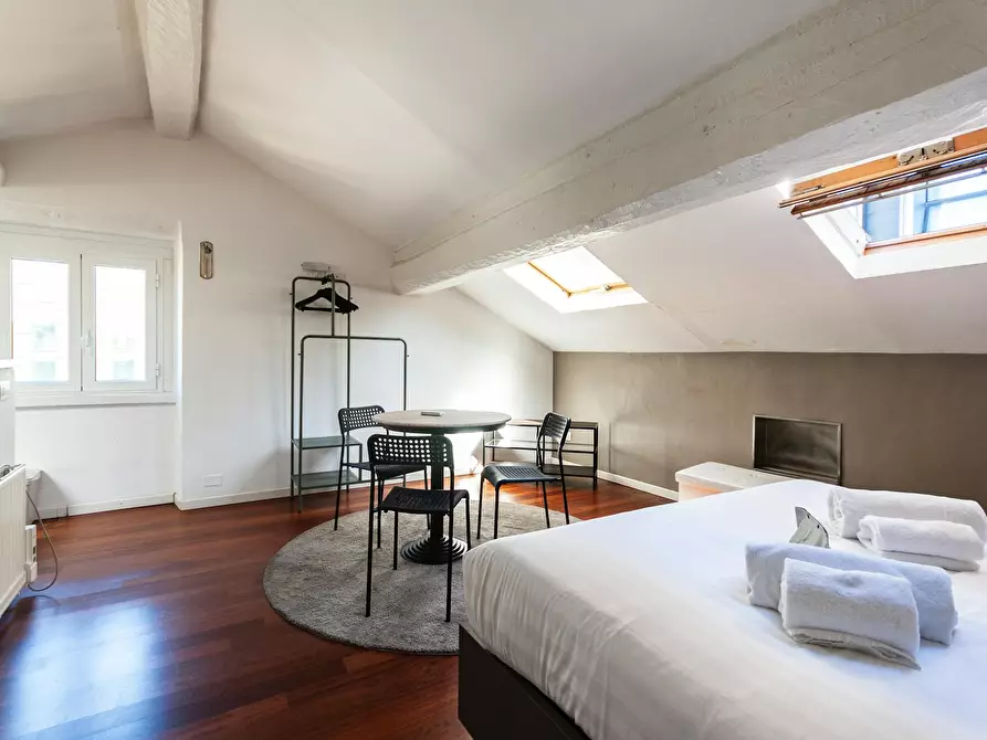 Immagine 1 di Appartamento in affitto  in Corso Como a Milano