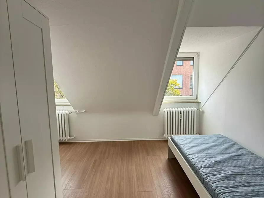 Immagine 1 di Camera condivisa in affitto  in Stuttgarter Straße a Stuttgart Zuffenhausen