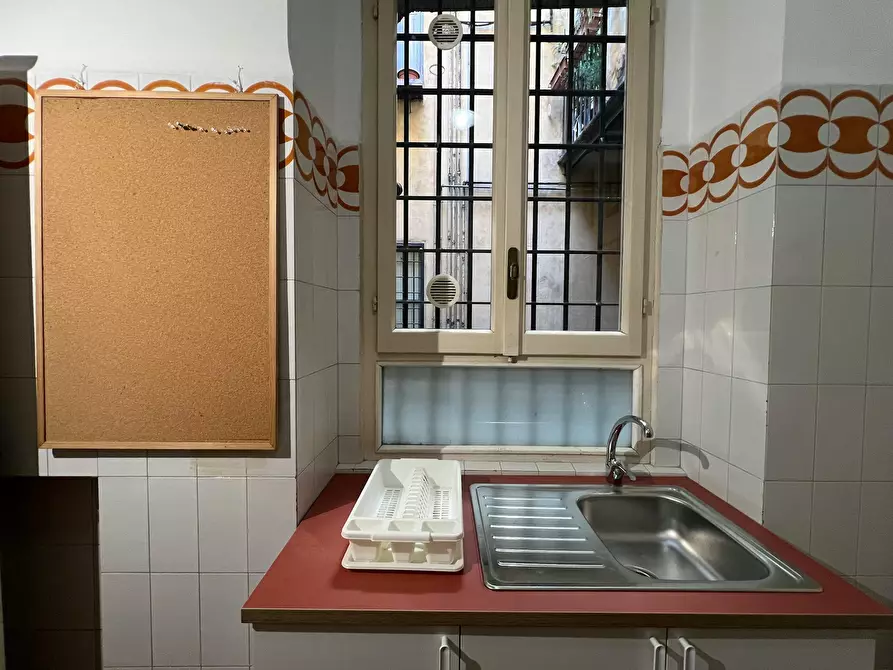 Immagine 5 di Appartamento in affitto  in Vicolo di San Giuliano a Roma