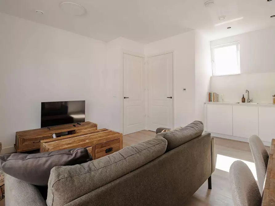 Immagine 4 di Appartamento in affitto  in Teylerstraat a Schiedam